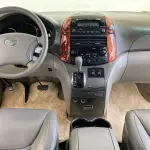 Toyota Sienna 2007 230 л.с. из Китая