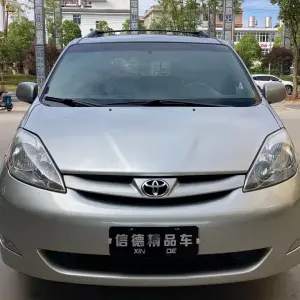 Toyota Sienna 2007 из Китая