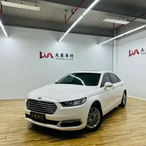 Ford Taurus 2016 из Китая
