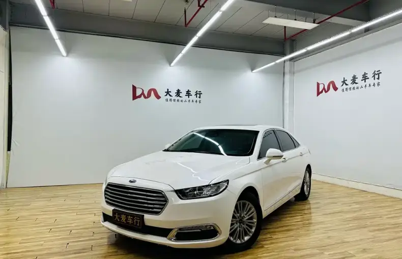 Ford Taurus 2016 из Китая
