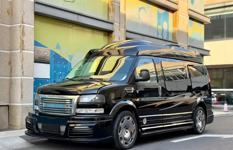 GMC Savana 2018 из Китая
