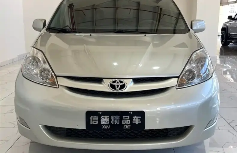 Toyota Sienna 2007 из Китая