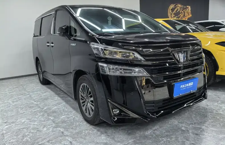 Toyota Vellfire 2024 из Китая