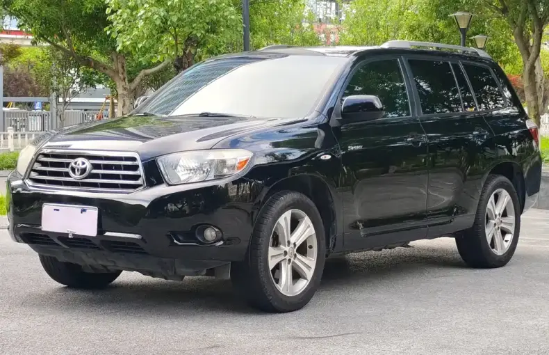 Toyota Highlander 2010 из Китая