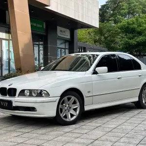 BMW 5 Series (Import) 2003 из Китая