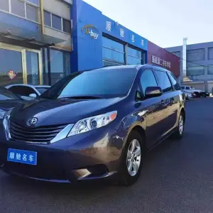 Toyota Sienna 2017 из Китая
