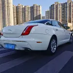 Jaguar XJ 2011 из Китая
