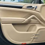 Porsche Cayenne 2012 из Китая