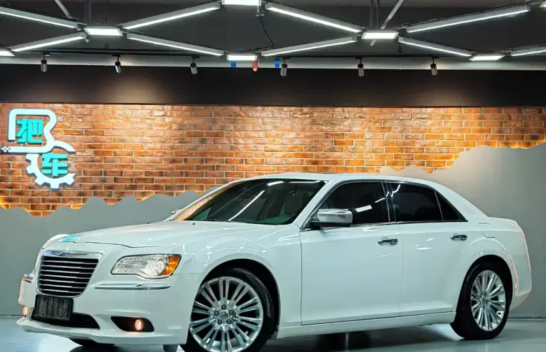 Chrysler 300C 2013 из Китая