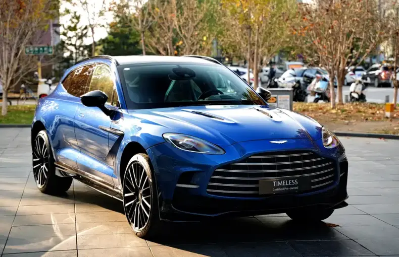 Aston Martin DBX 2025 из Китая