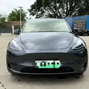Tesla Model Y 2024 из Китая