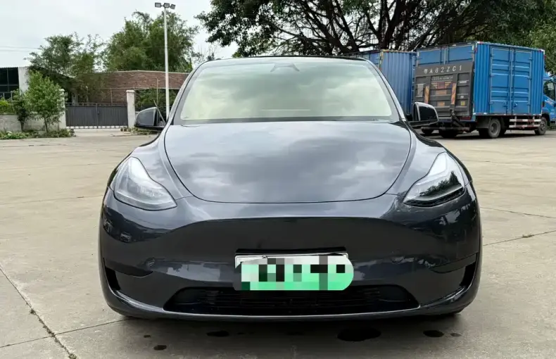 Tesla Model Y 2024 из Китая
