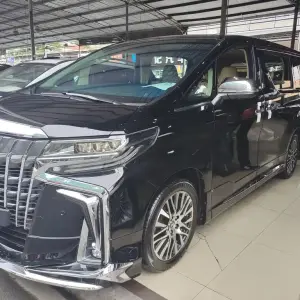 Toyota Alphard 2018 из Китая