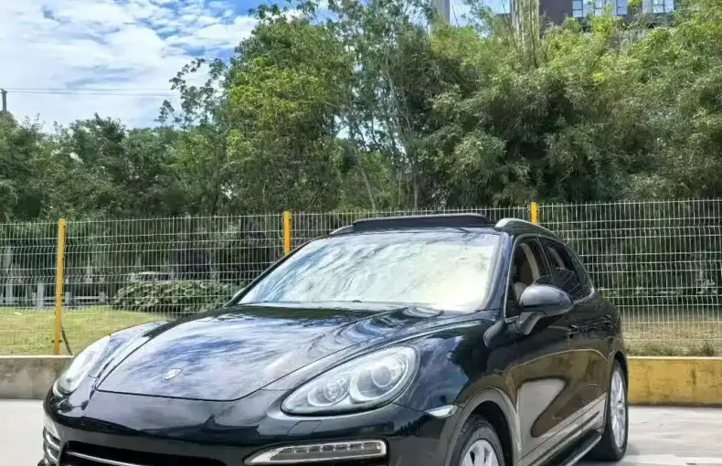 Porsche Cayenne 2013 из Китая
