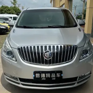 Buick GL8 2012 из Китая
