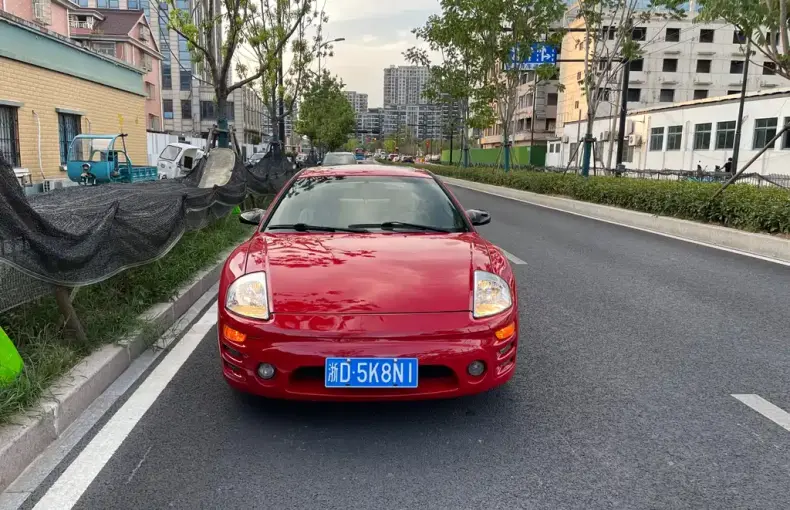Mitsubishi Eclipse 2003 из Китая