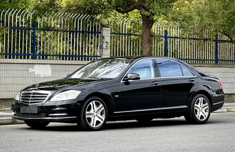 Mercedes-Benz S-Class 2009 из Китая