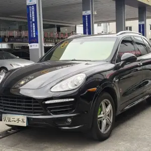 Porsche Cayenne 2015 из Китая