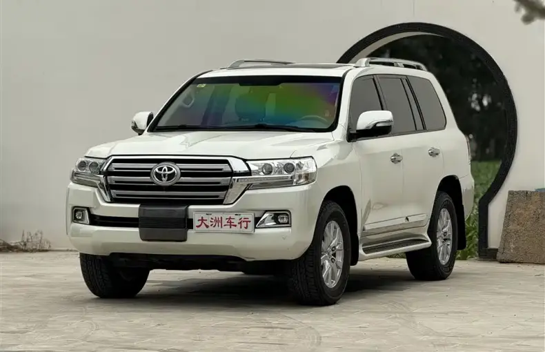 Toyota Land Cruiser 2019 из Китая