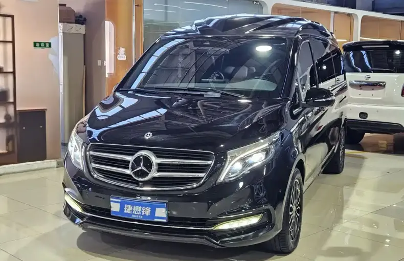 Mercedes-Benz V-Class 2018 из Китая