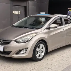 Hyundai Elantra Langdong 2014 из Китая