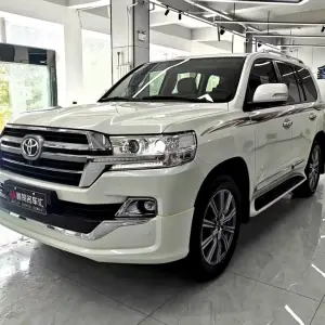 Toyota Land Cruiser 2019 из Китая