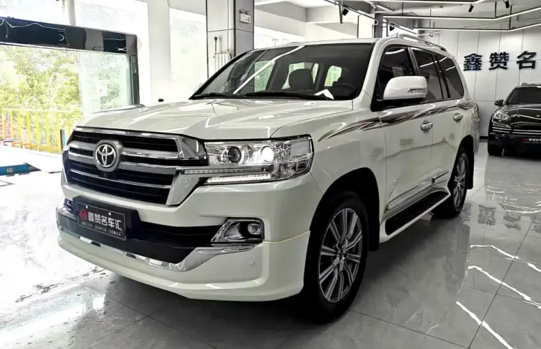 Toyota Land Cruiser 2019 из Китая