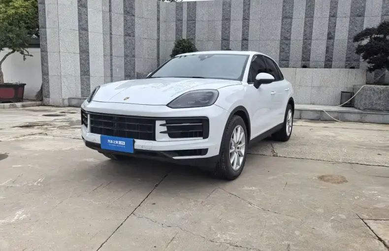 Porsche Cayenne 2023 из Китая