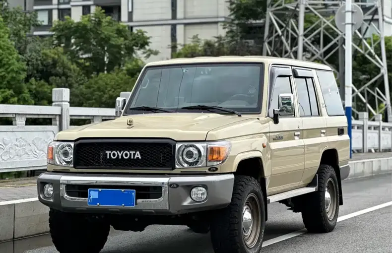 Toyota Land Cruiser 2024 из Китая
