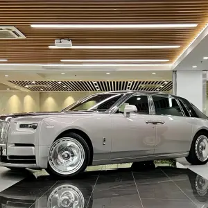 Rolls-Royce Phantom 2018 из Китая