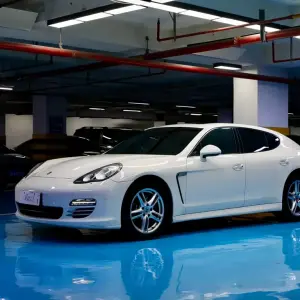 Porsche Panamera 2012 300 л.с. — лот 55504823 из Китая