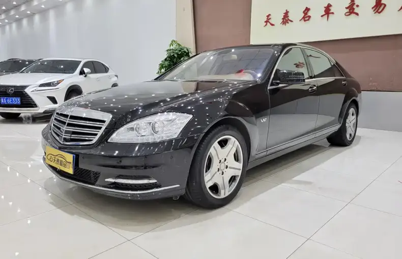 Mercedes-Benz S-Class 2008 из Китая