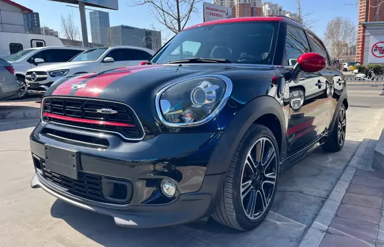 MINI Mini JCW Countryman 2016 из Китая