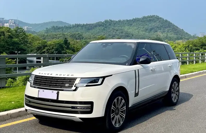 Land Rover Range Rover 2023 из Китая
