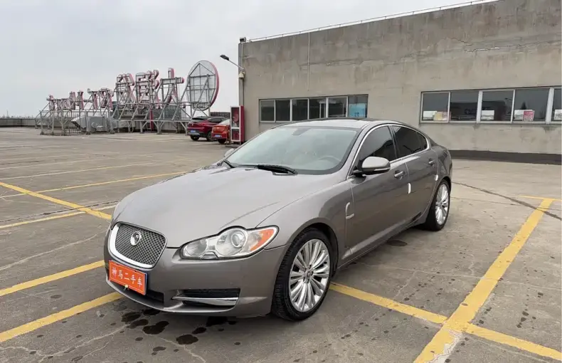 Jaguar XF 2011 из Китая