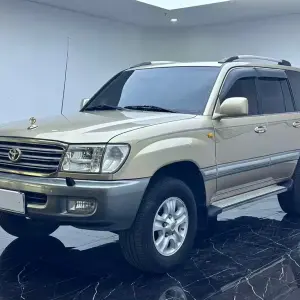 Toyota Land Cruiser 2005 из Китая