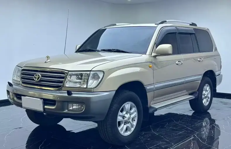 Toyota Land Cruiser 2005 из Китая
