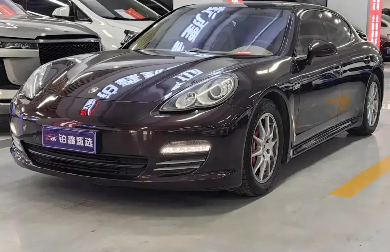 Porsche Panamera 2012 из Китая