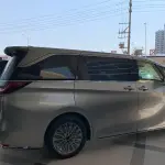 Lexus LM из Китая