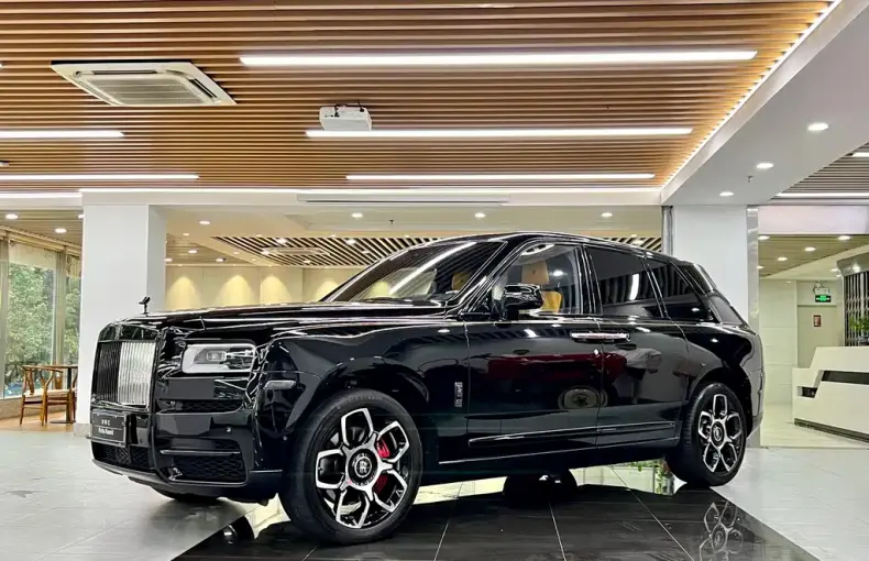 Rolls-Royce Cullinan 2021 из Китая