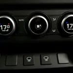 Land Rover Defender 2024 из Китая