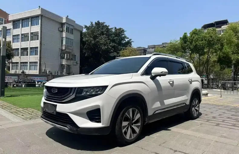 Geely Haoyue 2021 из Китая