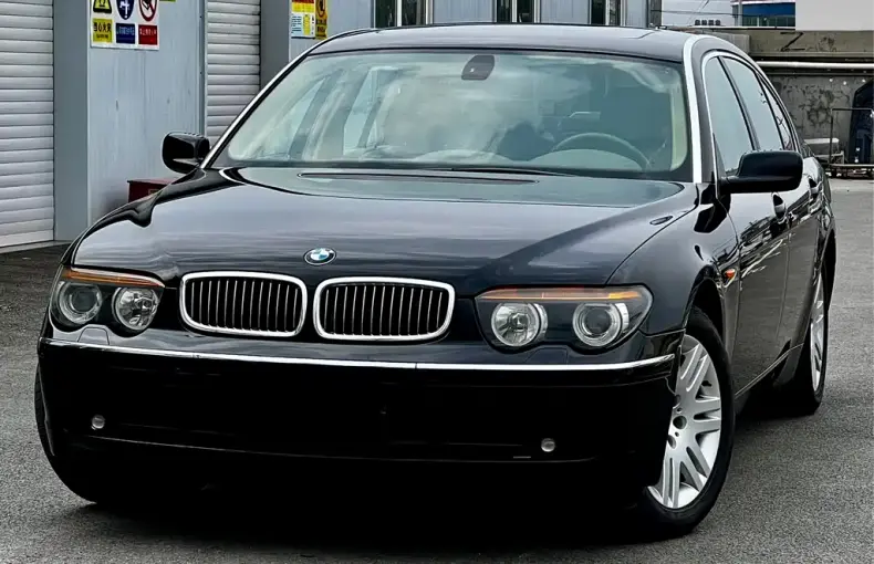 BMW 7 Series 2004 из Китая