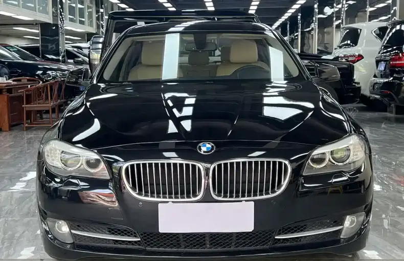 BMW 5 Series 2013 из Китая