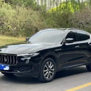Maserati Levante 2018 из Китая