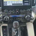 Toyota Alphard 2021 из Китая