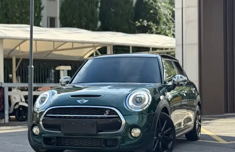 MINI Mini 2017 из Китая