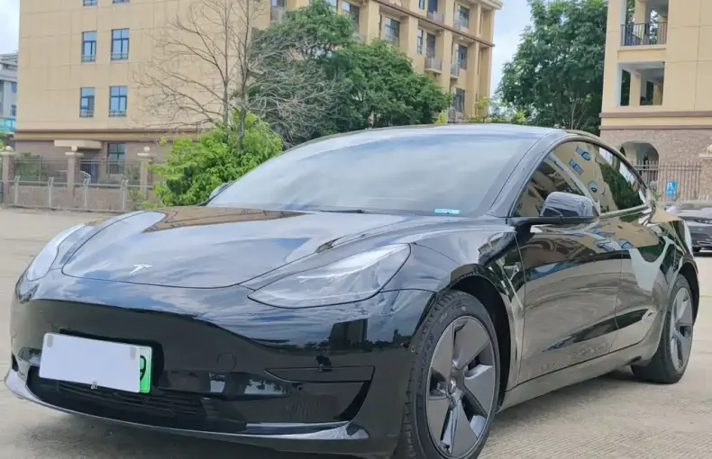 Tesla Model 3 2021 из Китая