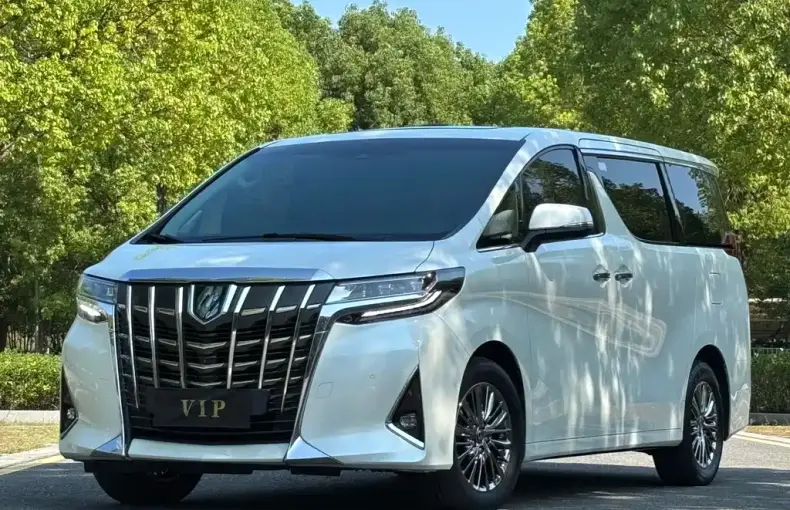 Toyota Alphard 2019 из Китая
