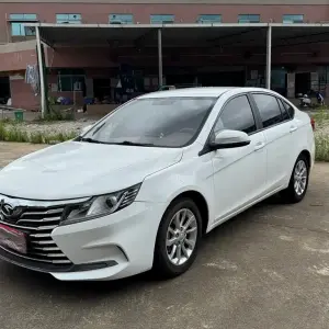 Soueast A5 Yiwu 2020 из Китая